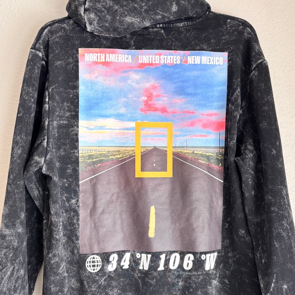 National Geographic Black and Gray Tie-Dye Hoodie Adult Unisex M New Mexico logo - Picture 6 of 10